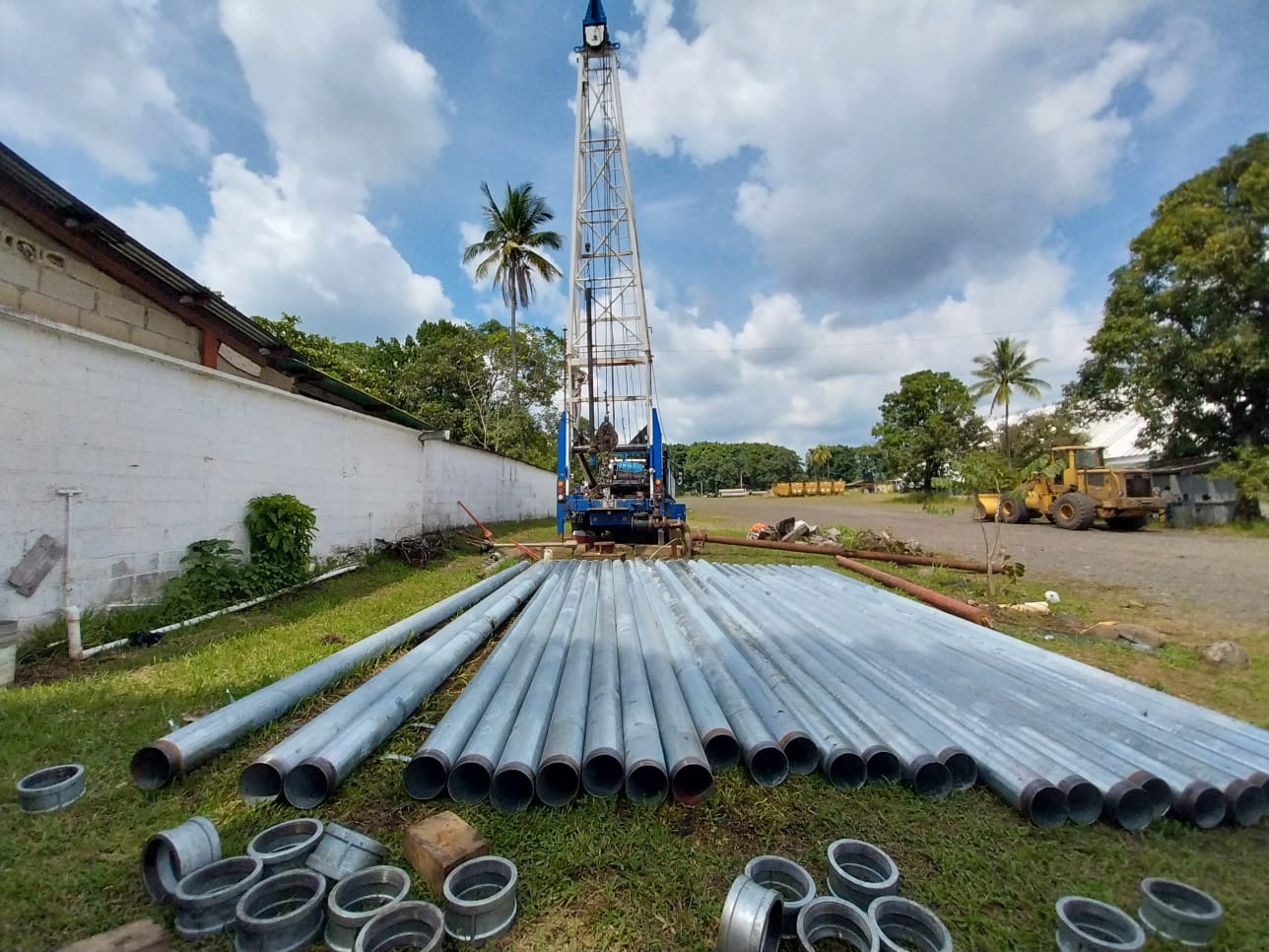 Mantenimiento y Perforación de Pozos Renacer, Sociedad Anónima