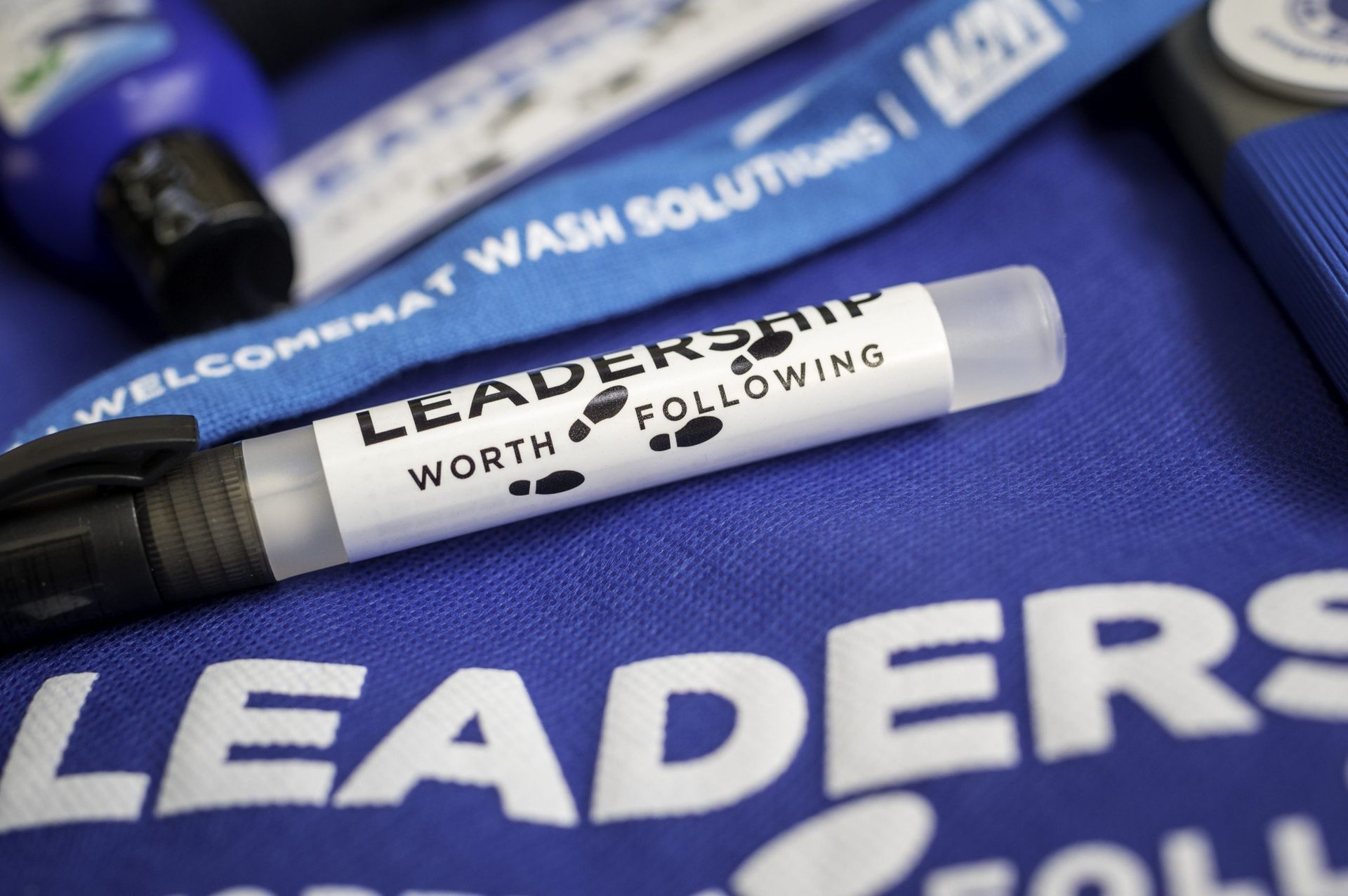 A pen that says leaders worth following on it