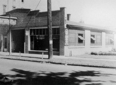 Old Picture of the Company — Findlay, OH — Findlay Body Repair Co. LTD