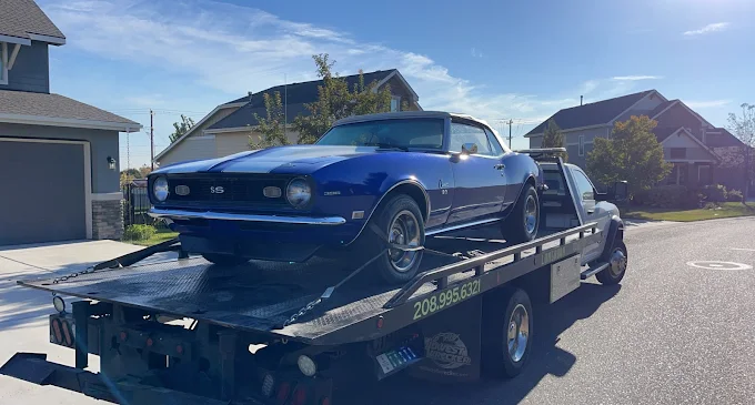 Flatbed Towing Classic Car