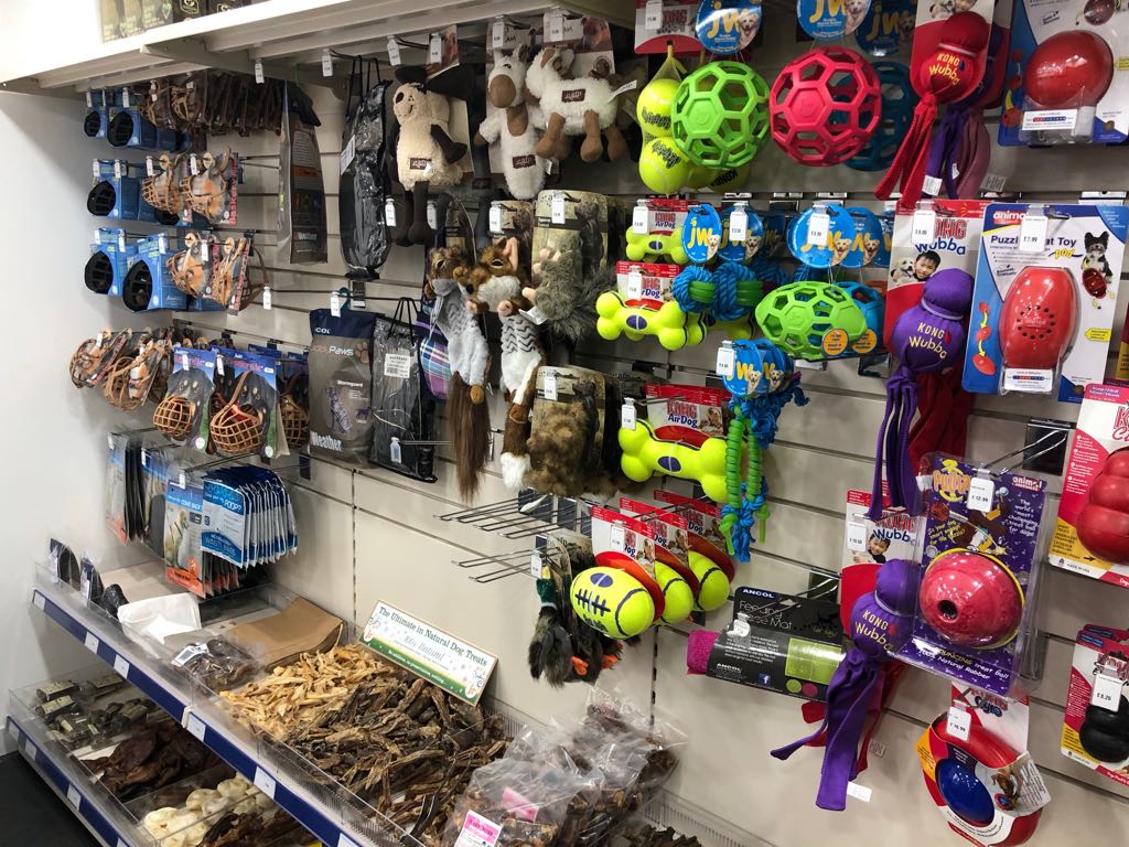 raw dog food and natural dog treats from barehams shop orsett, grays