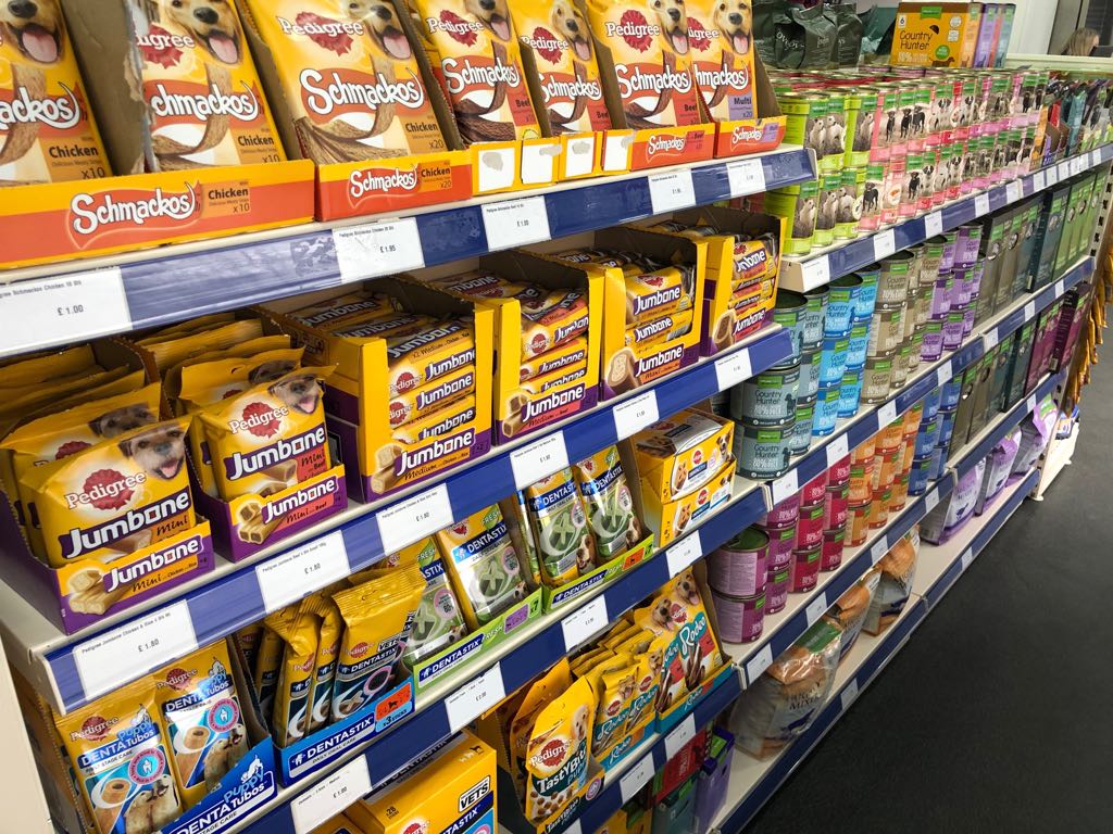 raw dog food and natural dog treats from barehams shop orsett, grays