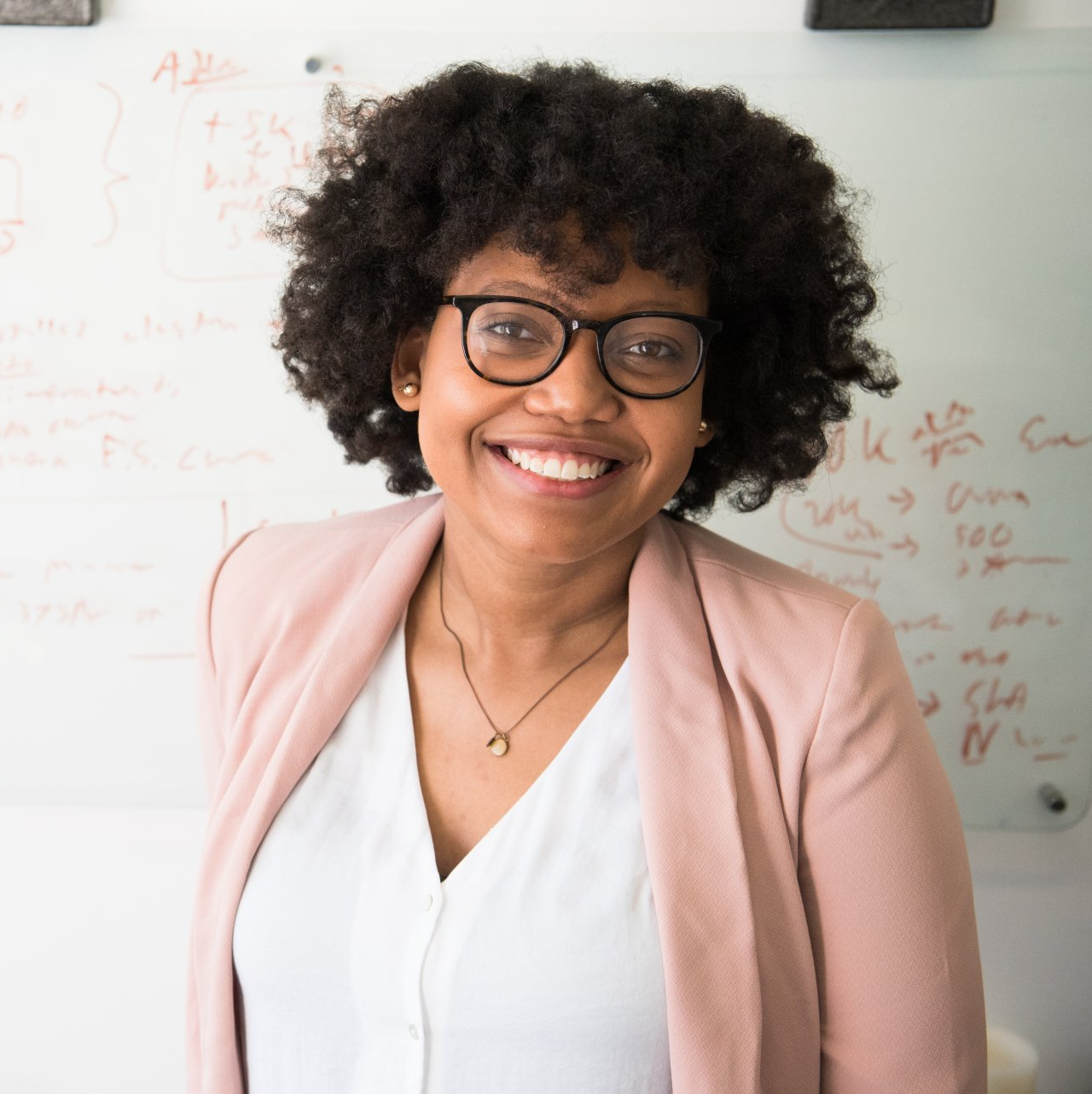 In quest'area di testo inserisci un paragrafo per descrivere il servizio. Fornisci degli esempi del servizio e specifica a chi è rivolto.