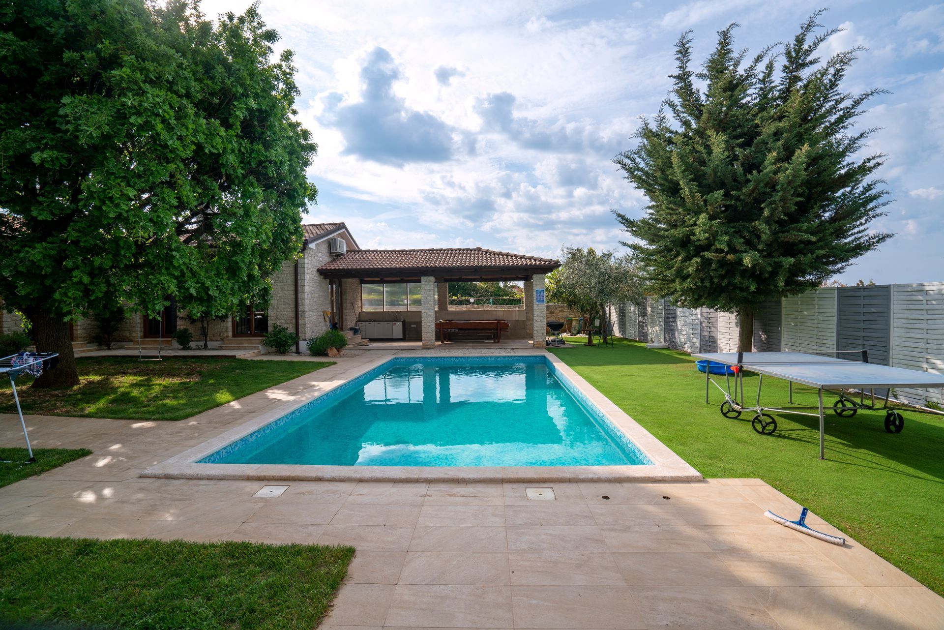 Hilliard Ohio Fiberglass Pool Installation