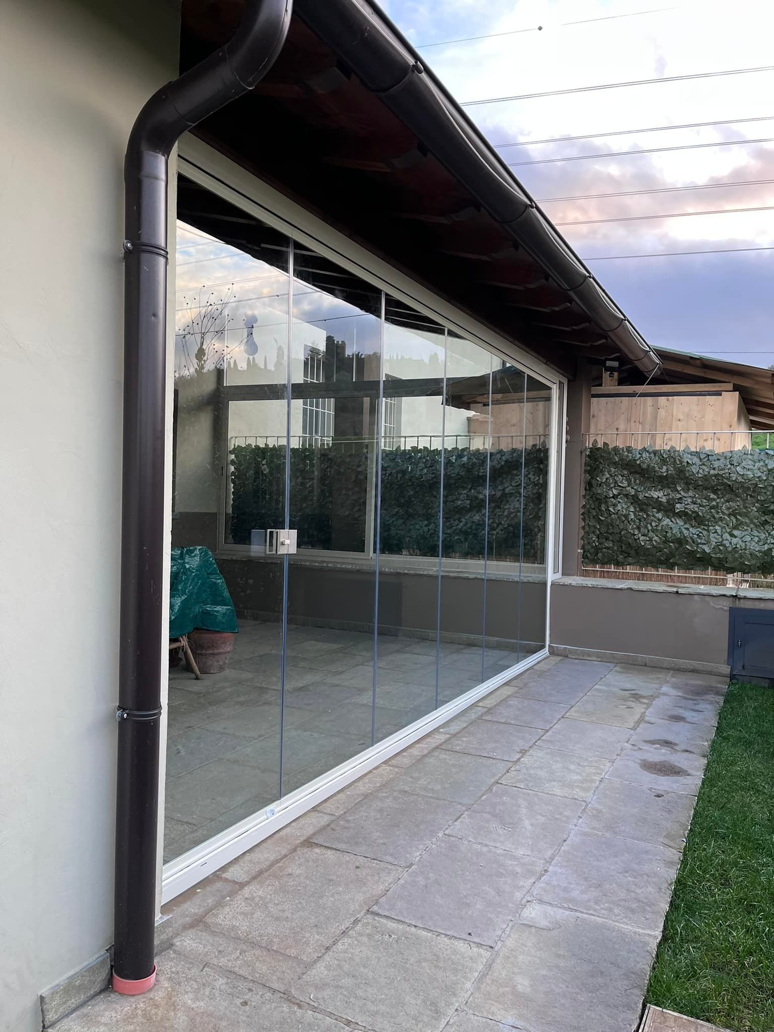 porta finestra in vetro