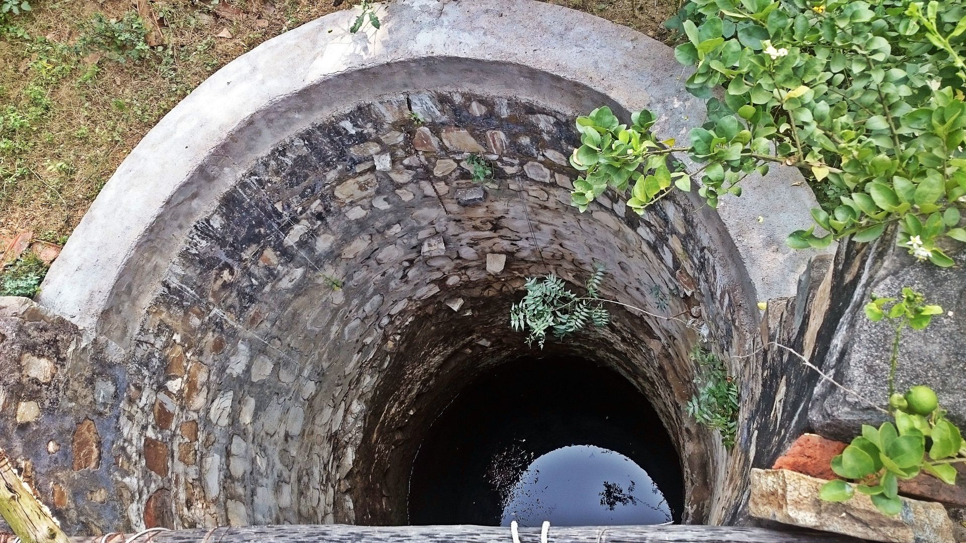 Image of a water well showcasing proper water well abandonment techniques.