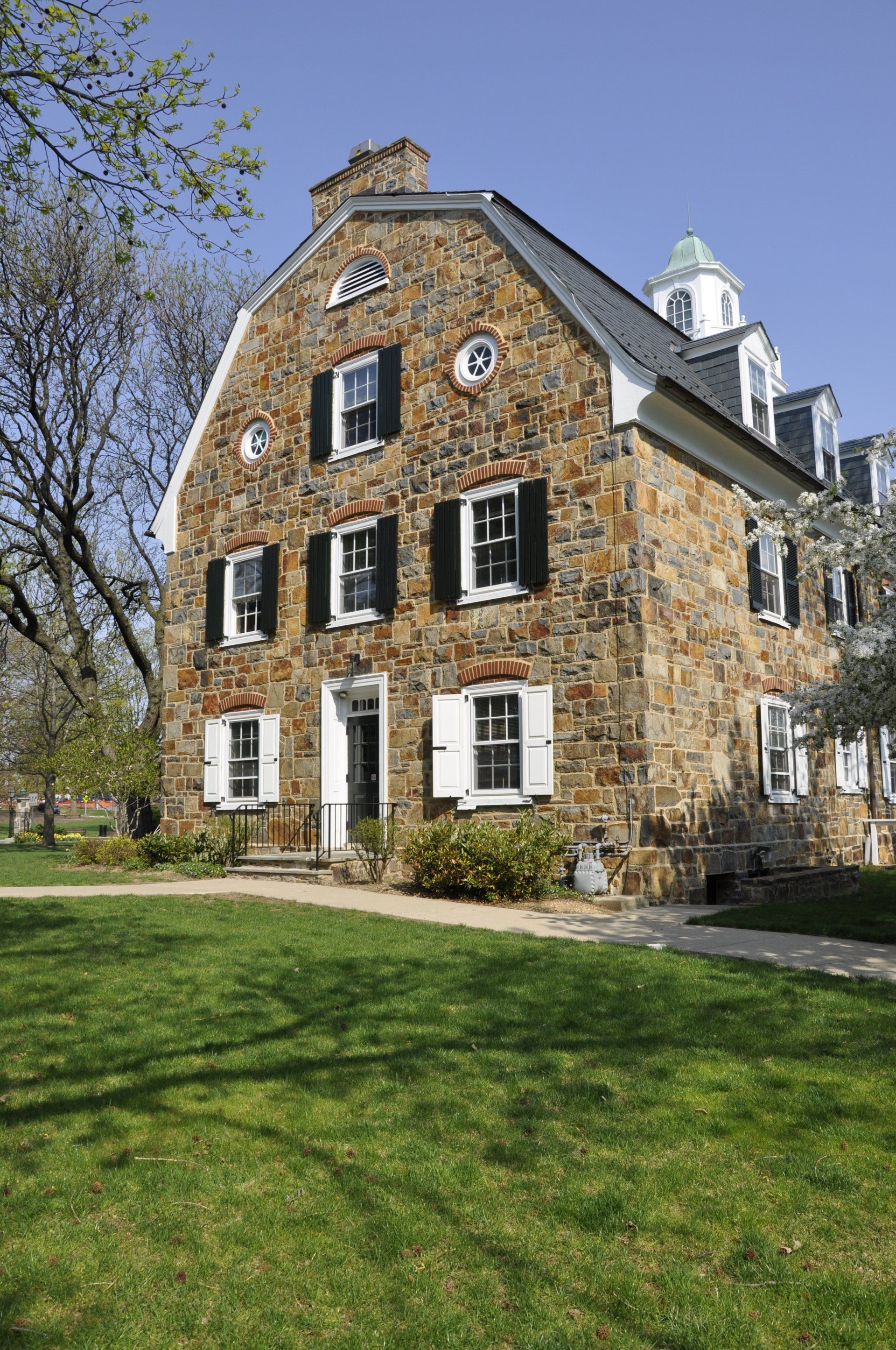 we buy houses in as is condition in Catasauqua PA