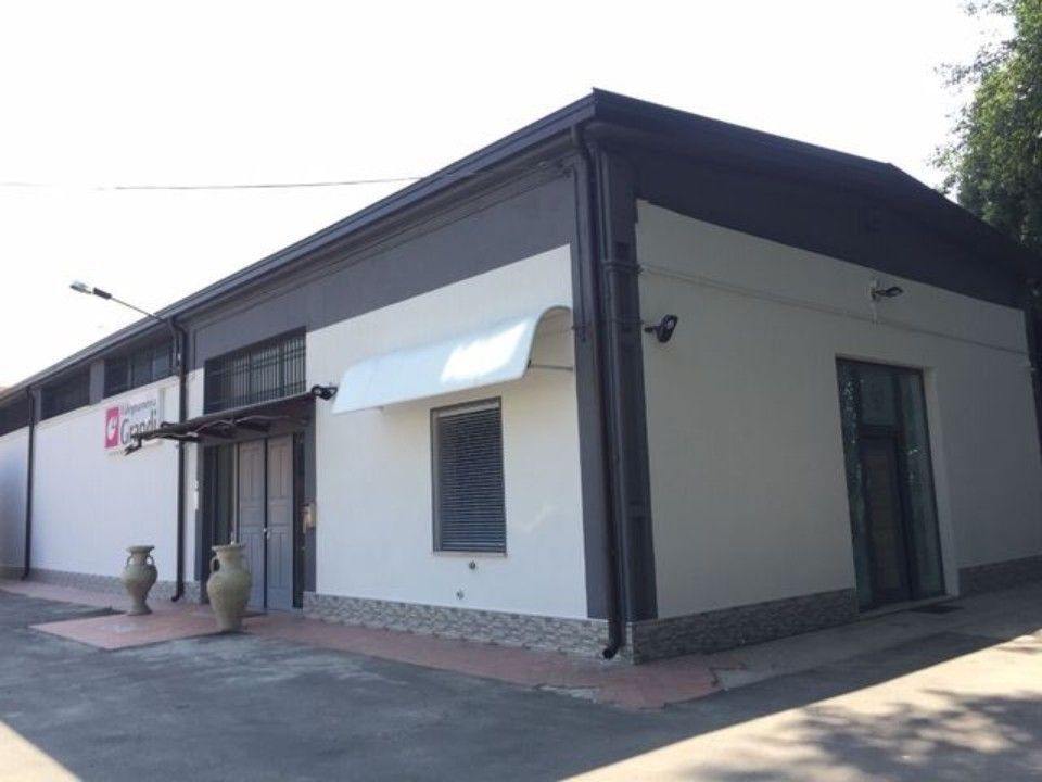 vendita di porte e finestre Modena