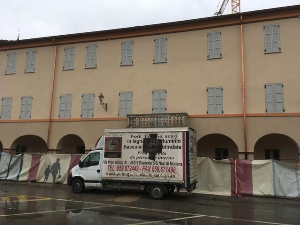 installazione di scuri a Modena