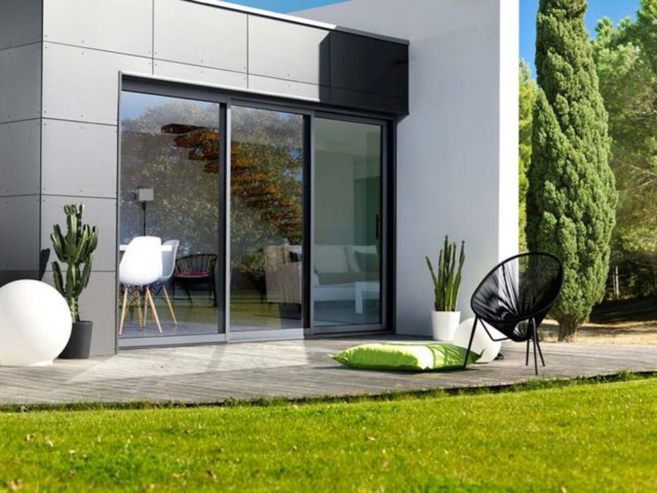 porta scorrevole in vetro