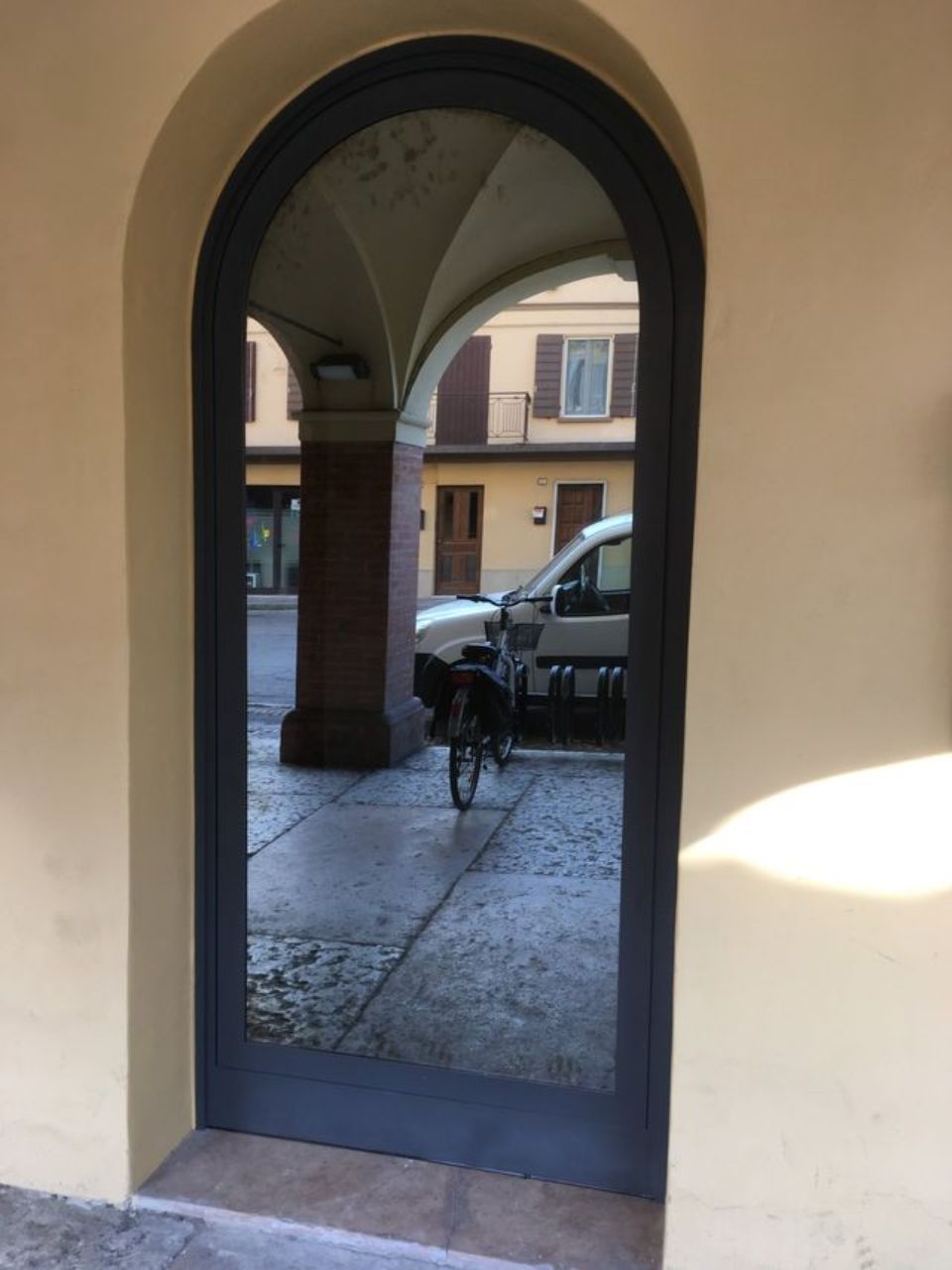 porta su misura