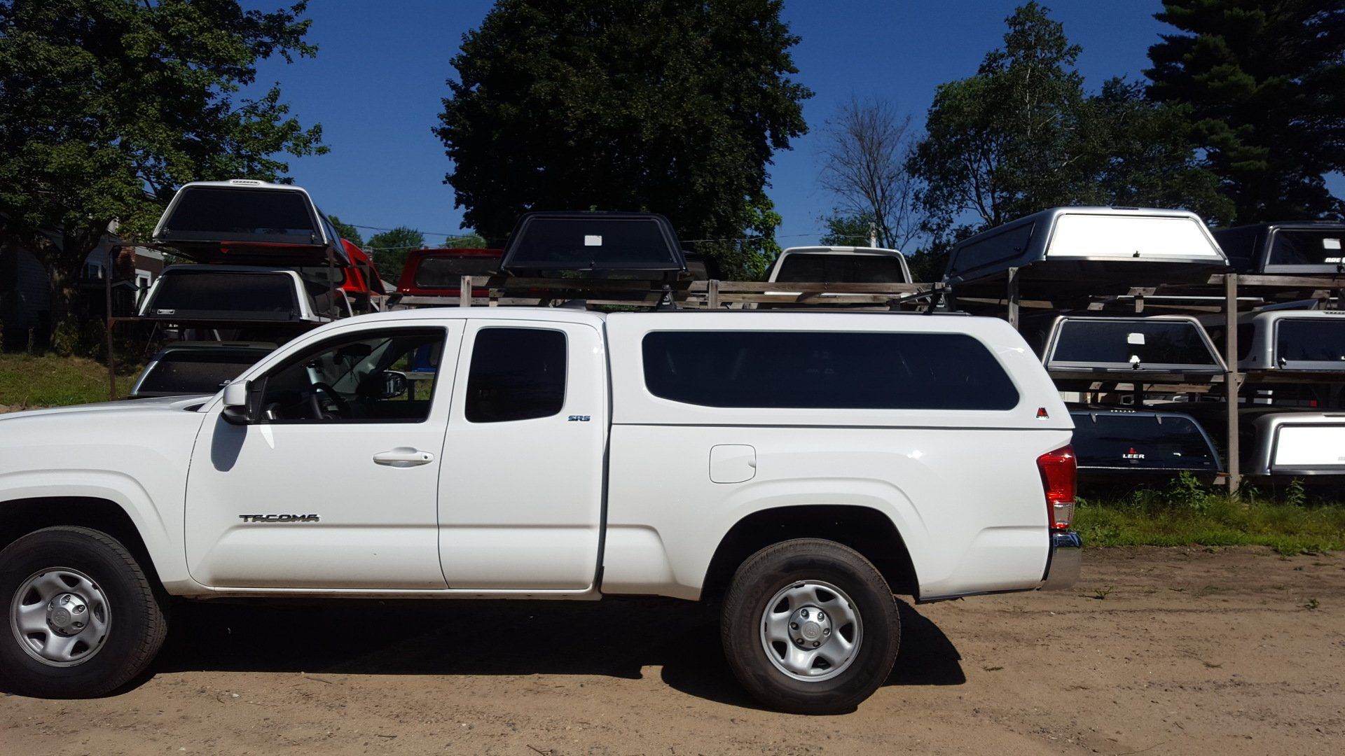 LEER 100XQ Truck Cap | Mastercraft Truck Caps | Leominster, MA