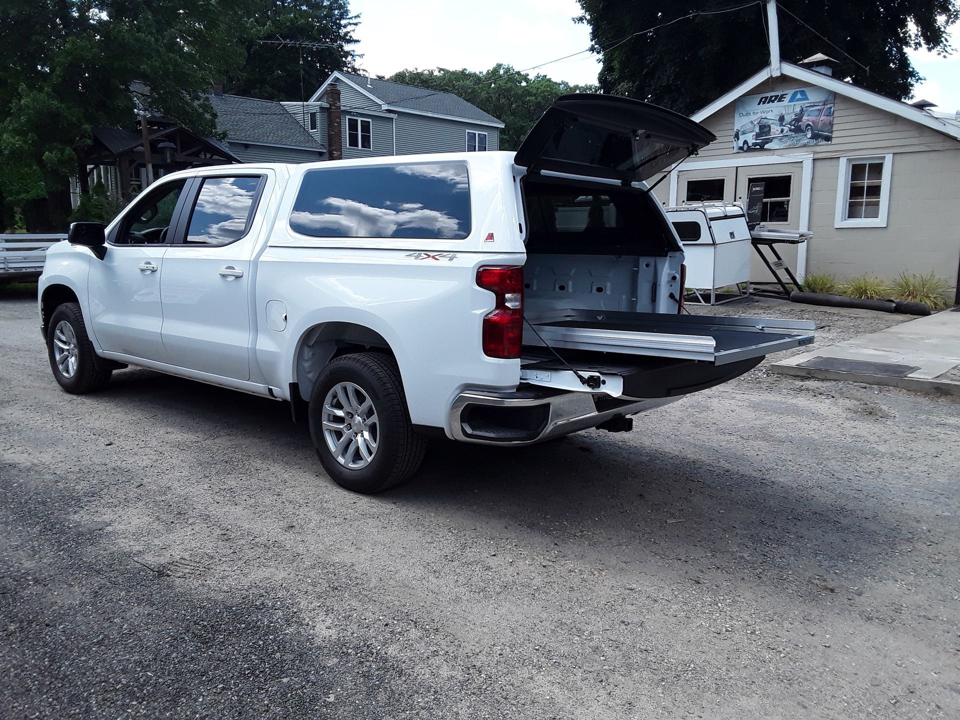 LEER 100XQ Truck Cap | Mastercraft Truck Caps | Leominster, MA