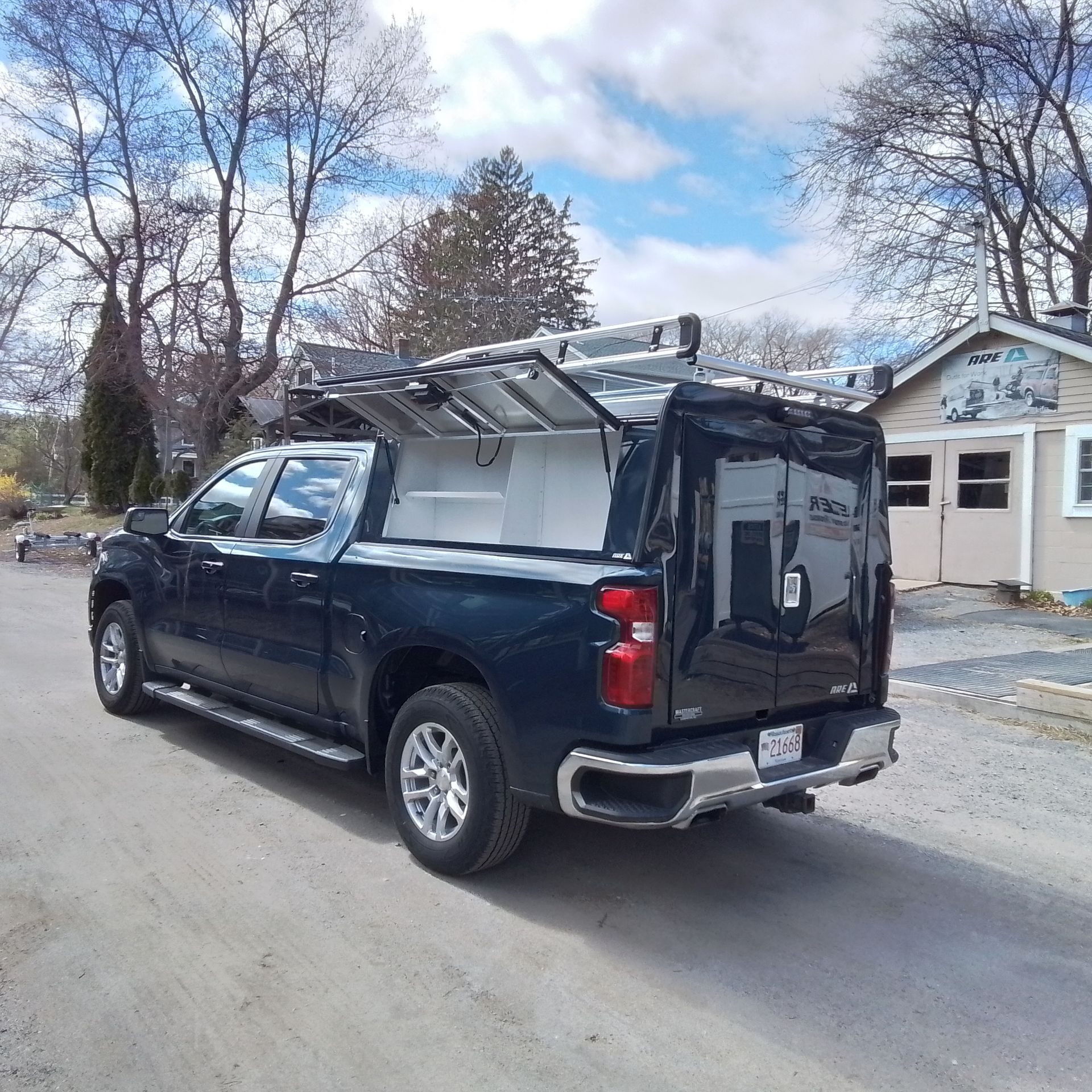 A.R.E DCU Truck Caps | Mastercraft Truck Caps LLC