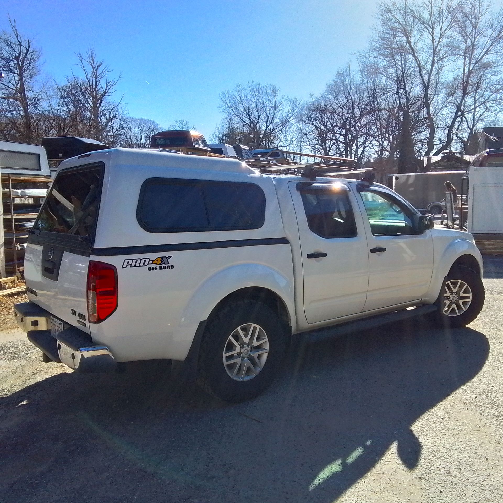 Jeraco Mid Rise Truck Cap | Mastercraft Truck Caps LLC