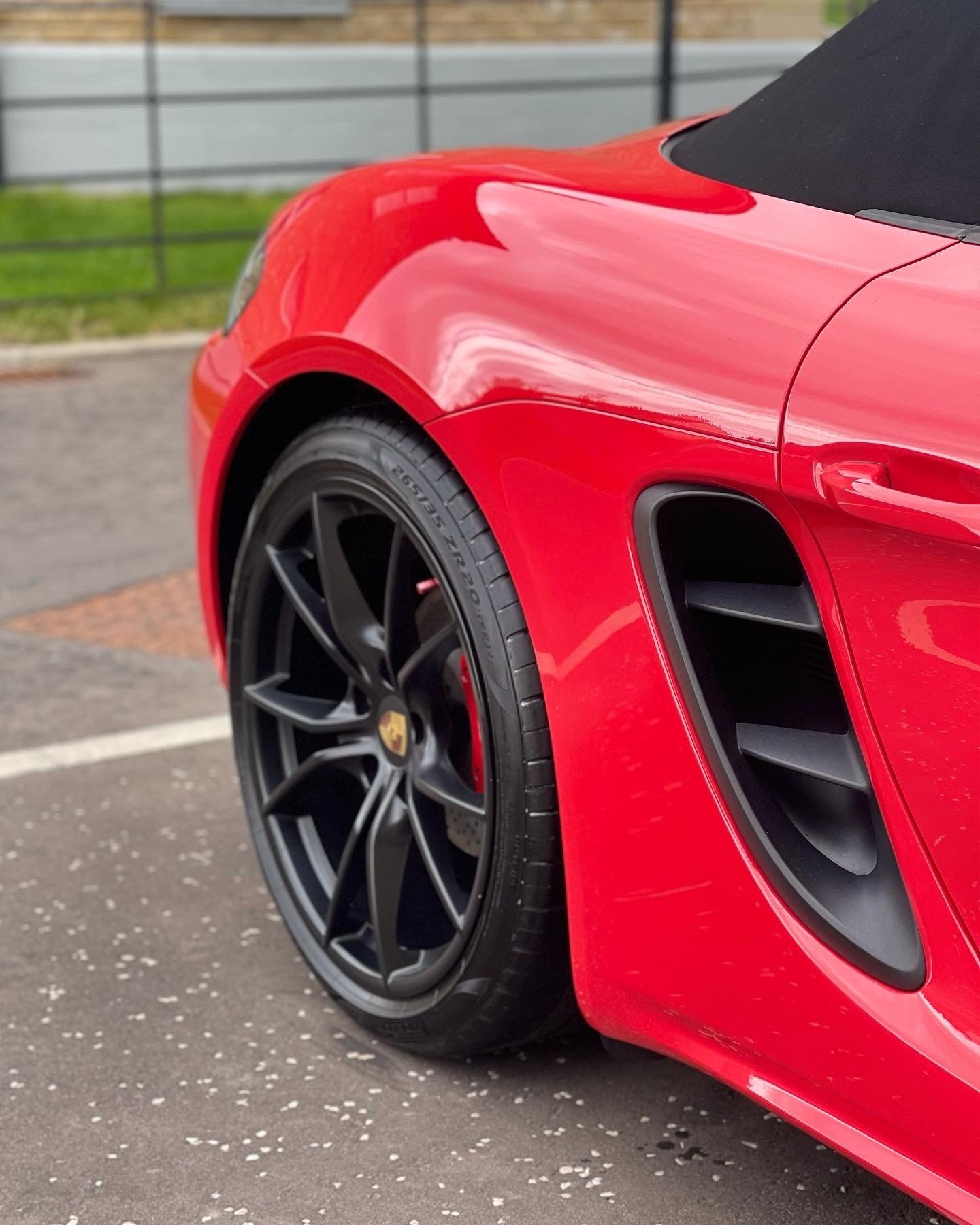 Sports performance car Mobile Detailing 