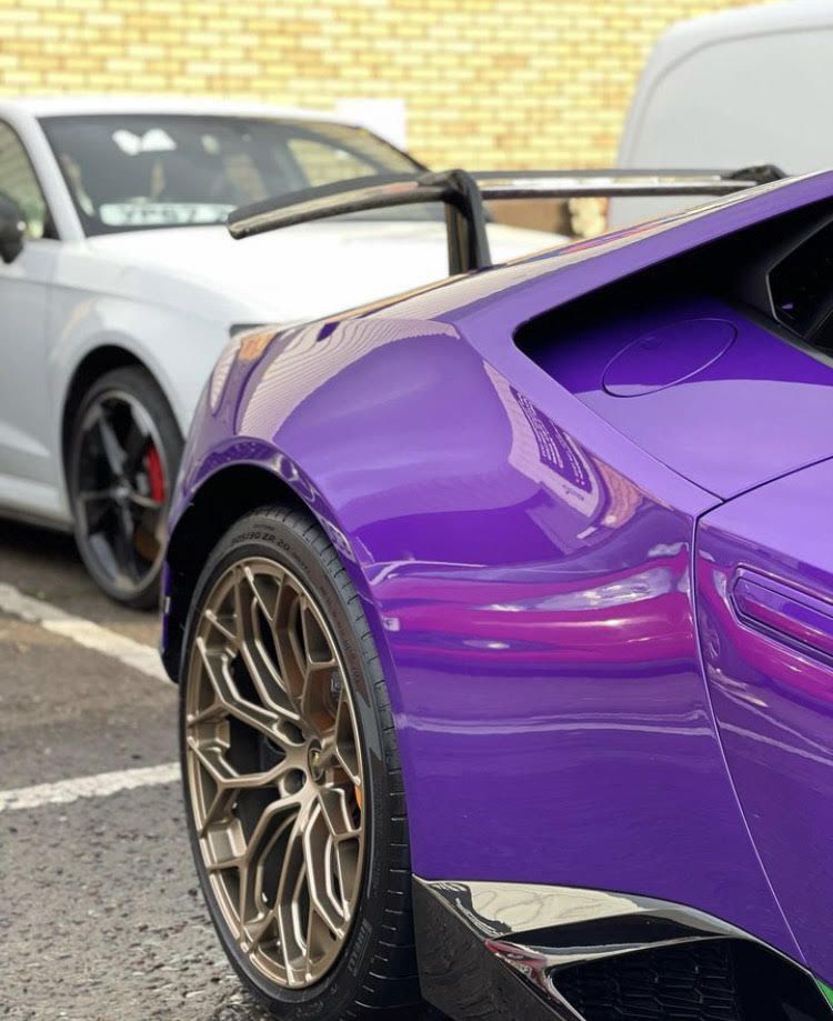 Lamborghini deep clean Glasgow