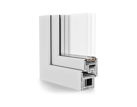 Primo piano di una finestra di plastica bianca su uno sfondo bianco.