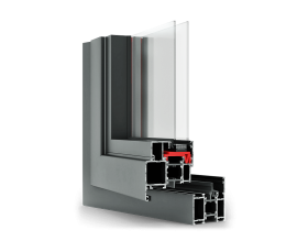 Un primo piano del telaio di una finestra su uno sfondo bianco.