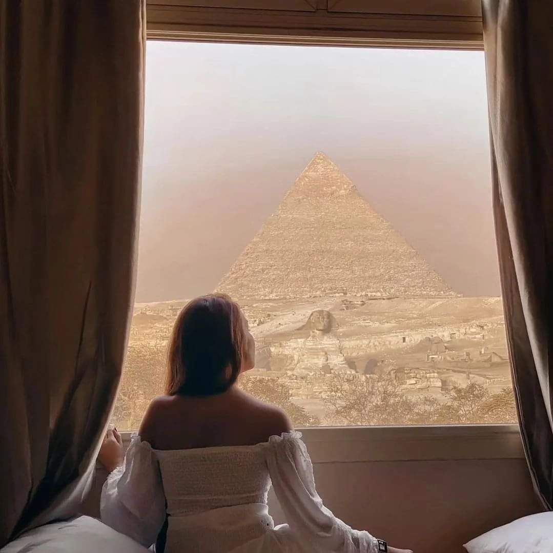 Pyramids of Giza and Sphinx