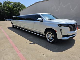 White Super Stretch Limousine in Dallas TX