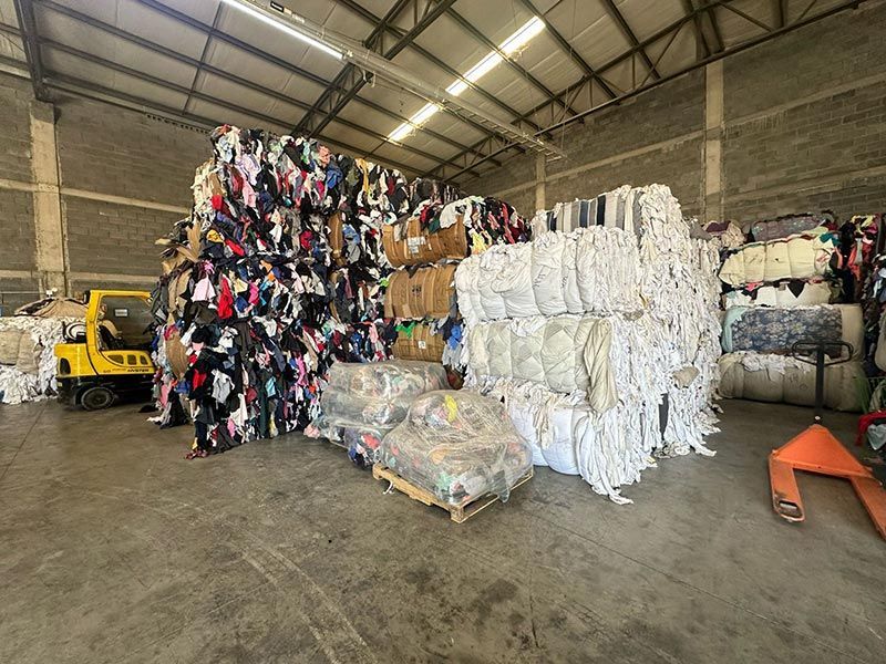 UKY EMPAQUES Y SUMINISTROS