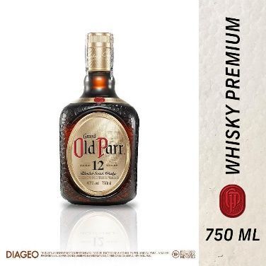 Botella de whisky Old Parr 12 años, 750 ml, con etiqueta y tapón dorados. Texto 
