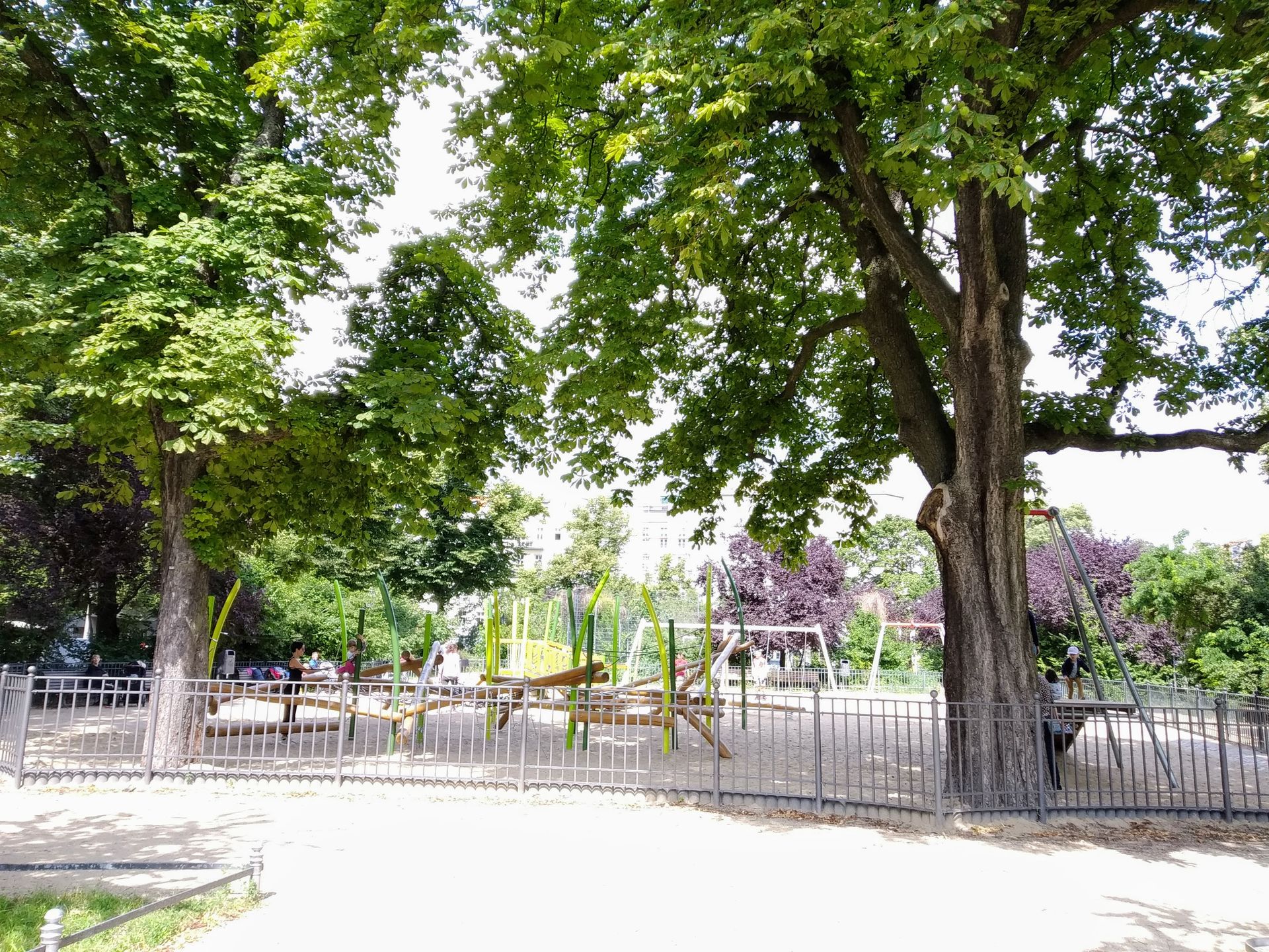Spielplatz in unserer Nachbarschaft  in Friedrichshain in Berlin