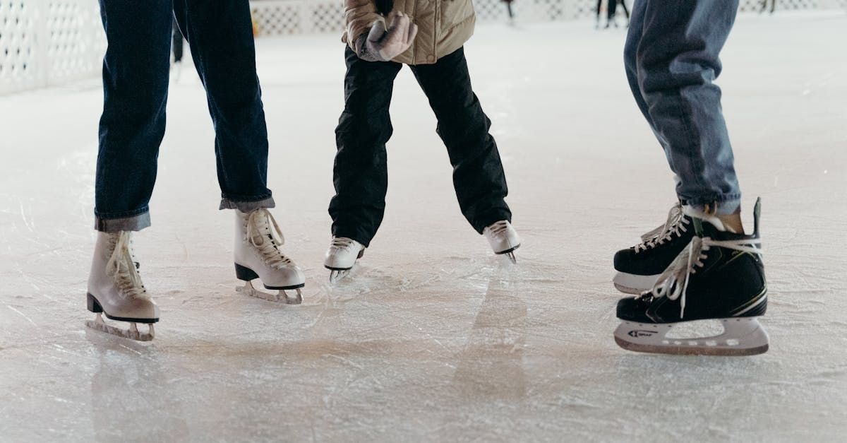 winter aktivitäten Berlin - schlittschuh laufen