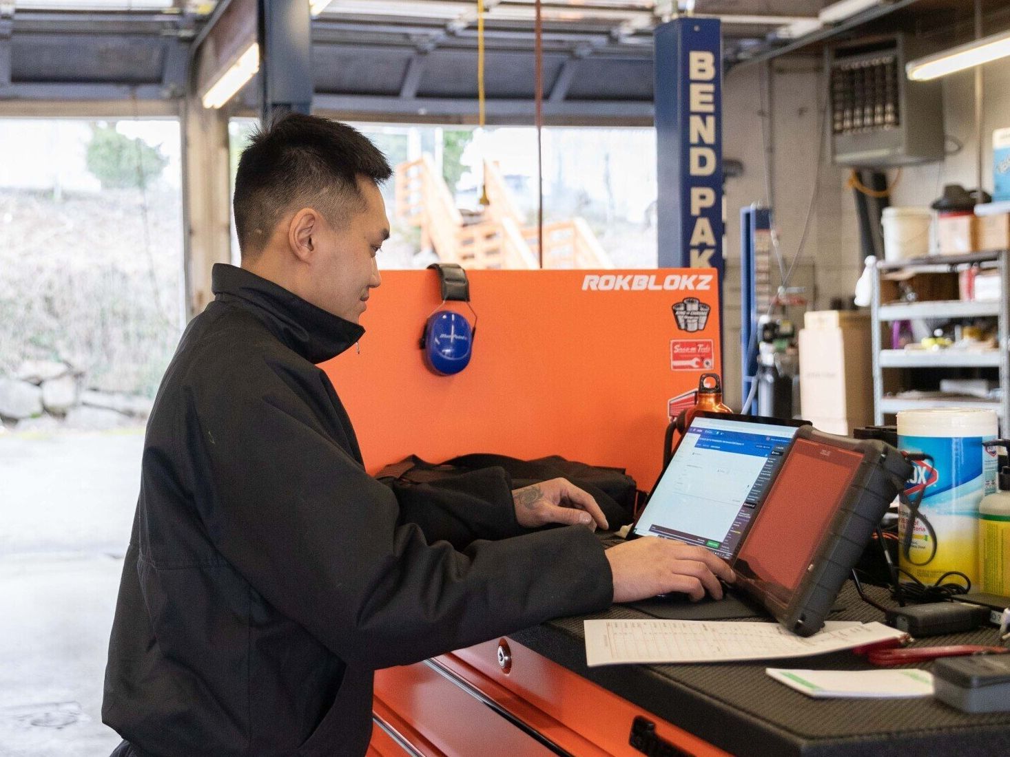 Diagnostics at ﻿Masters Auto & Tire Service﻿ in ﻿Seattle, Washington﻿