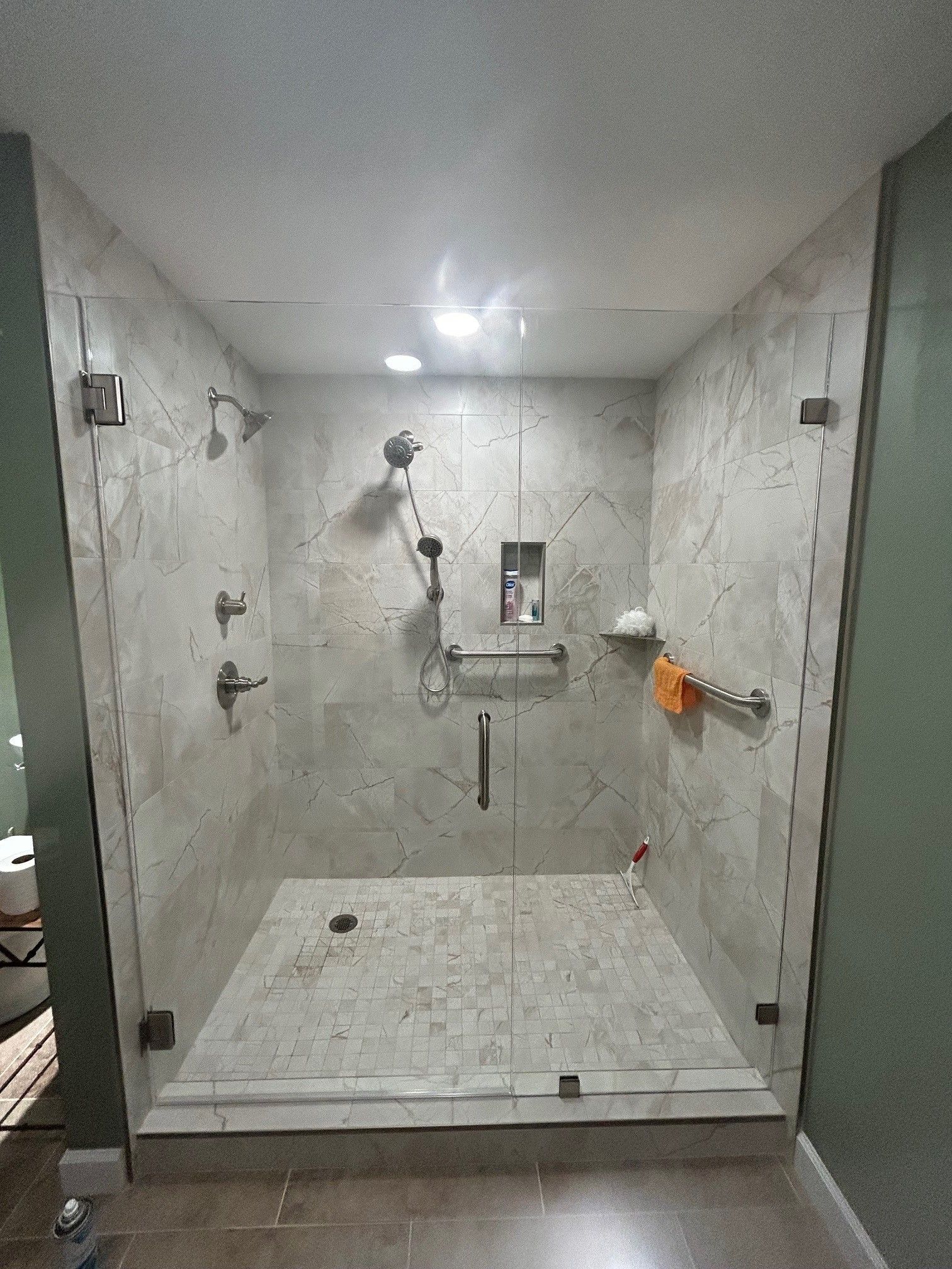 shower door 34