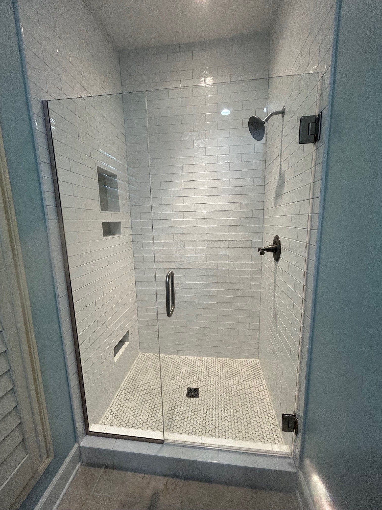 Frameless shower door 183