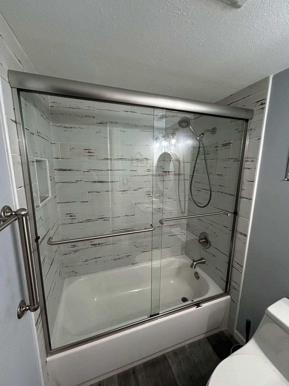Semi-Frameless shower door 11
