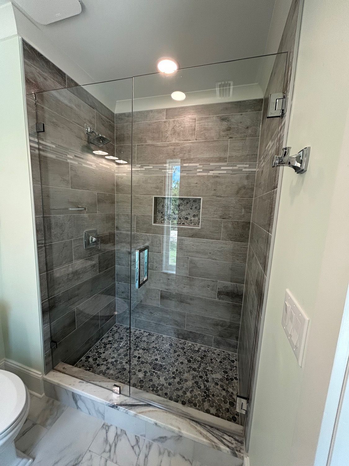Frameless shower door 163