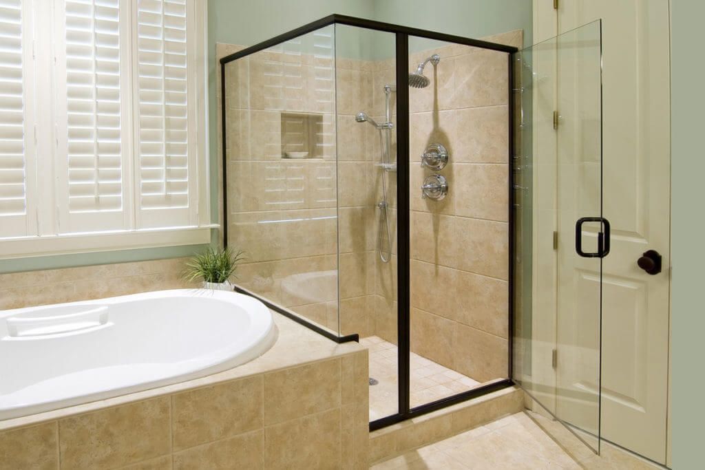 Semi-Frameless shower door 4