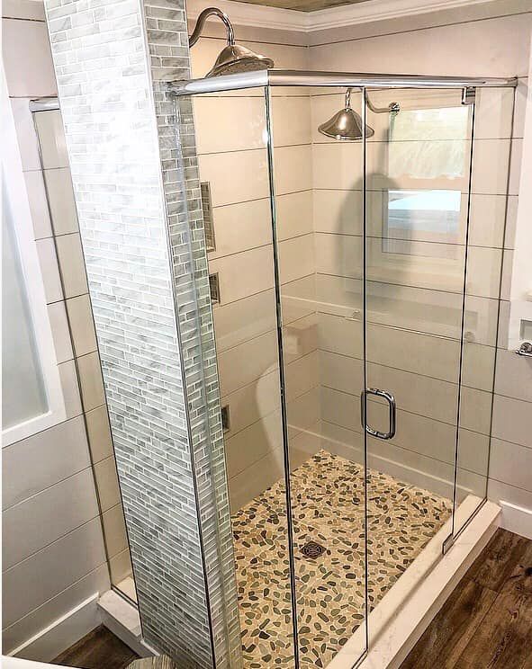 Frameless shower door 2