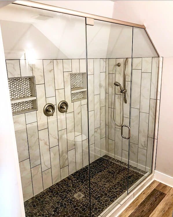 Frameless shower door 1