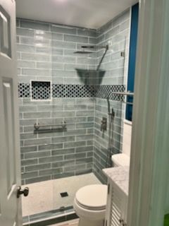 Single Panel Shower 13