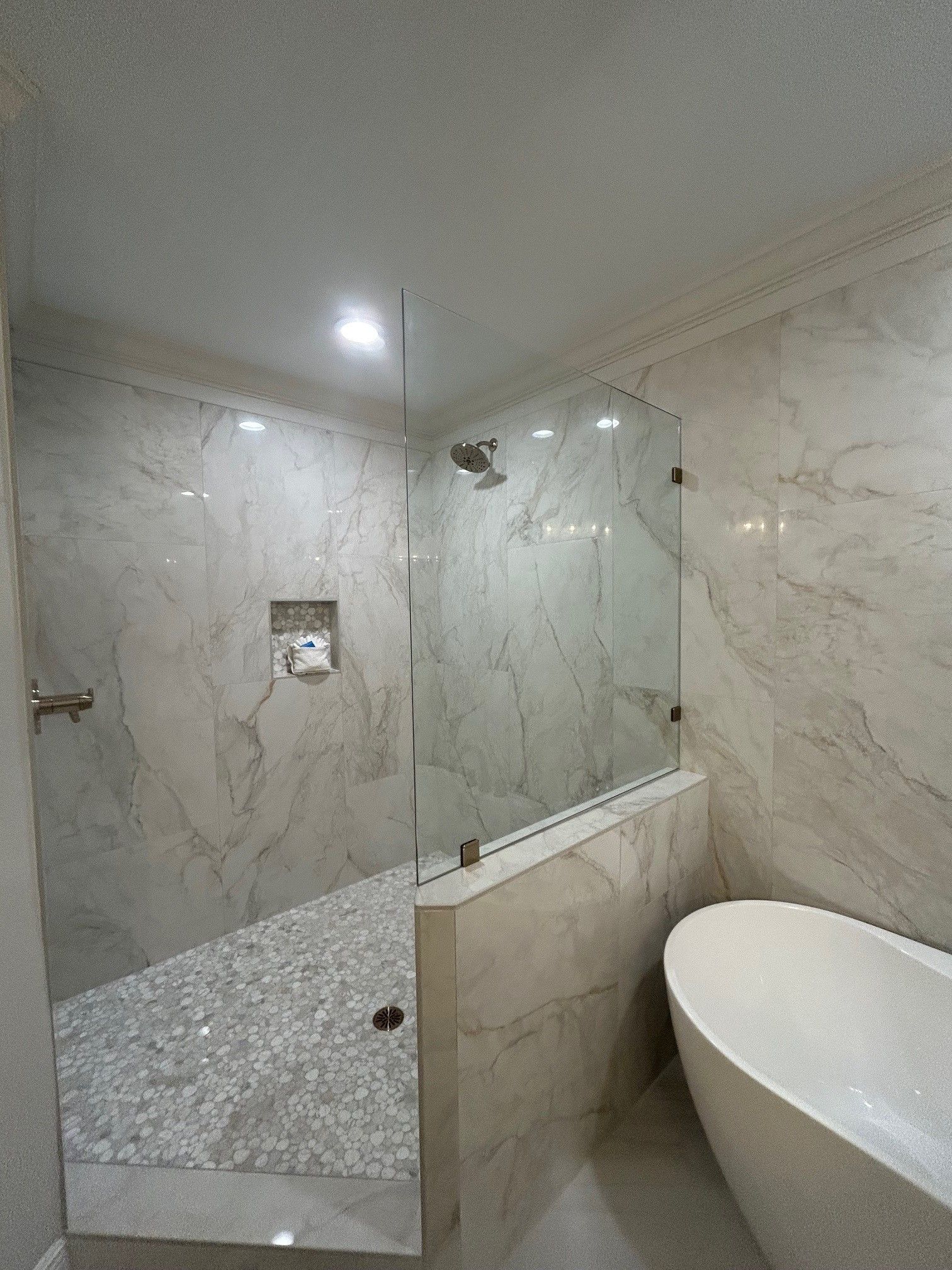 Single Panel Shower 14