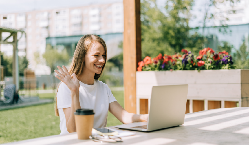 Impress clients with a unique outdoor workspace. Make your brand stand out by bringing your office into nature. 