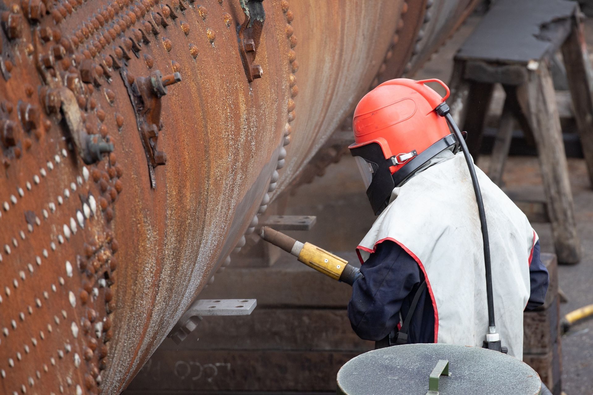 TRATTAMENTI DI SABBIATURA PER UNA VASTA GAMMA DI MATERIALI