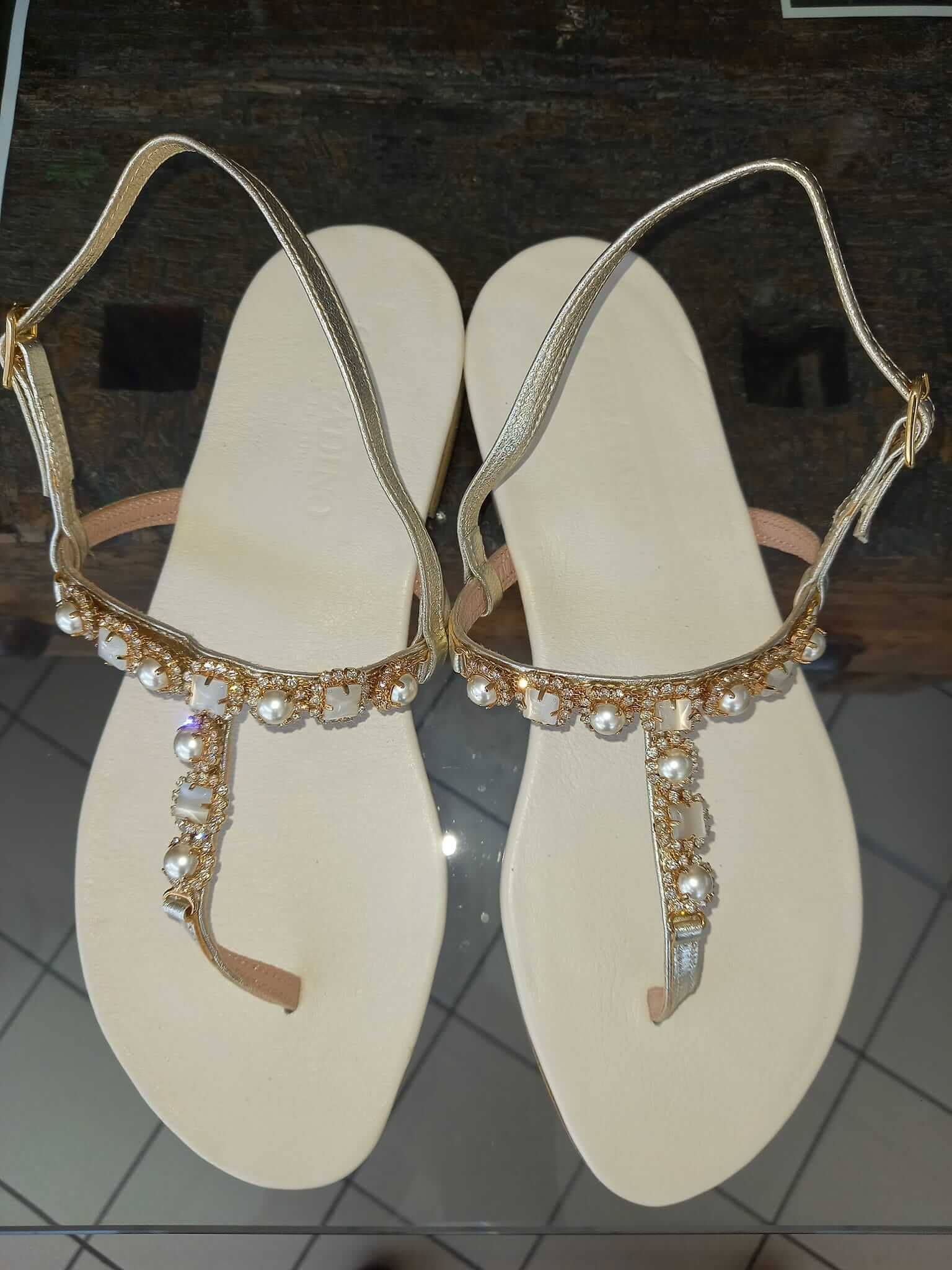 sandali da donna produzione artigianale