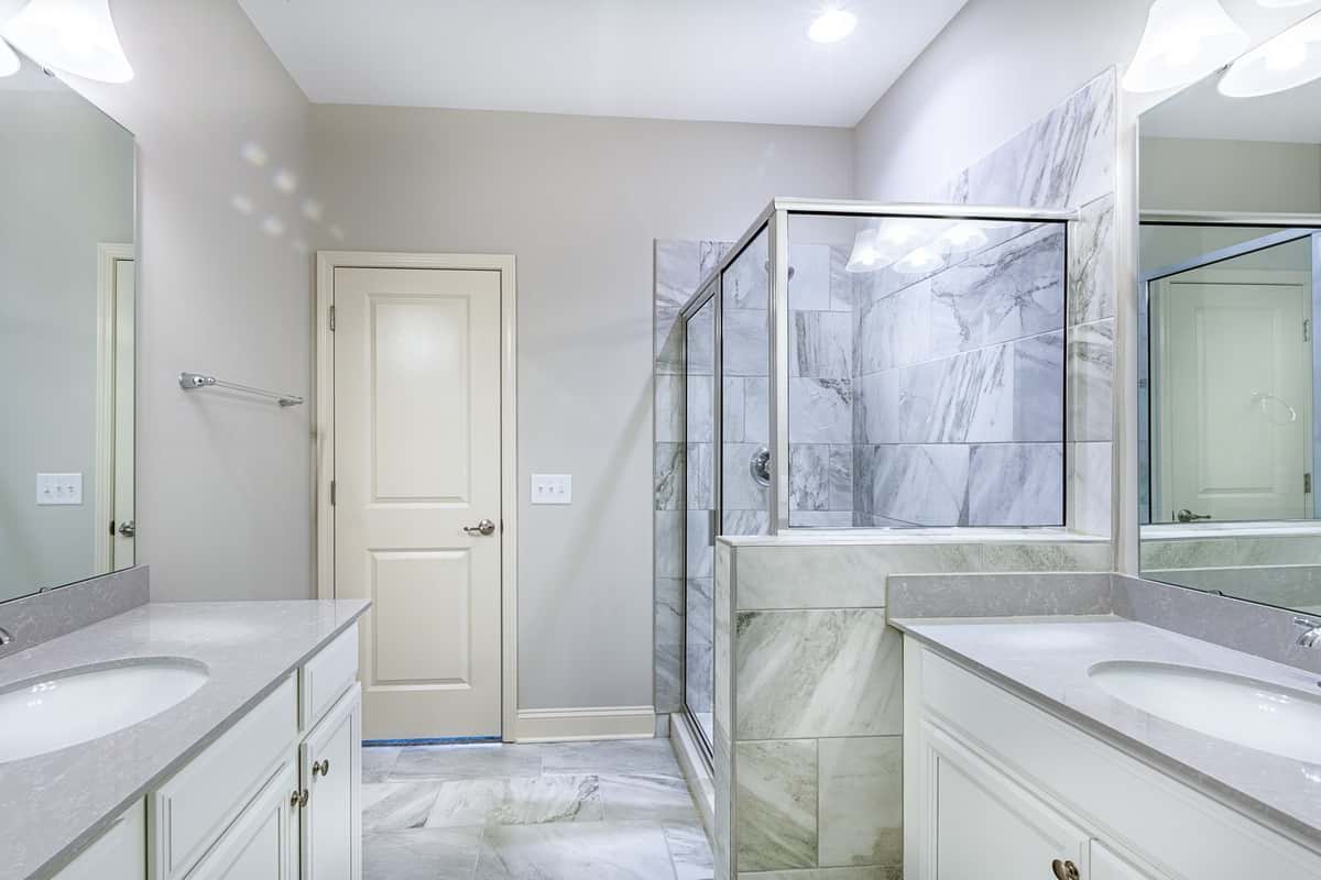 Water's Edge Parkview Series