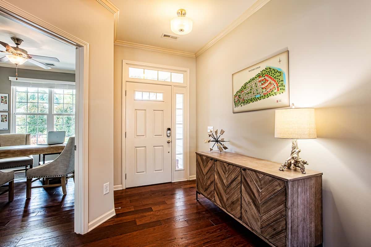 Water's Edge Parkview Series