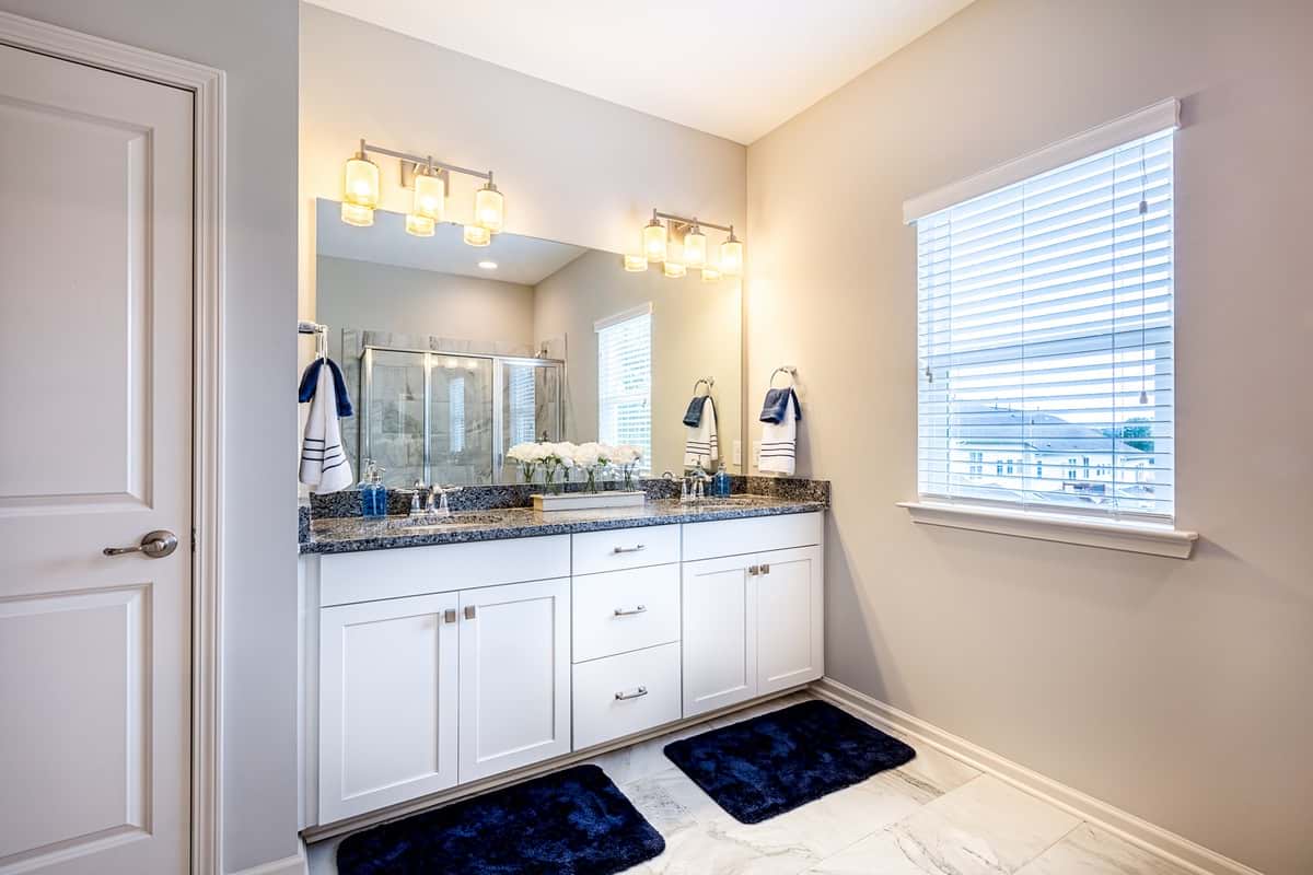 Water's Edge Parkview Series