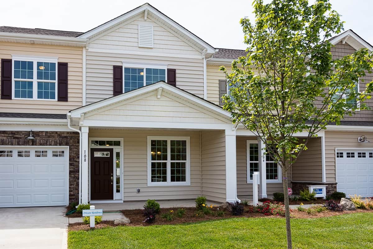 Water's Edge Parkview Series