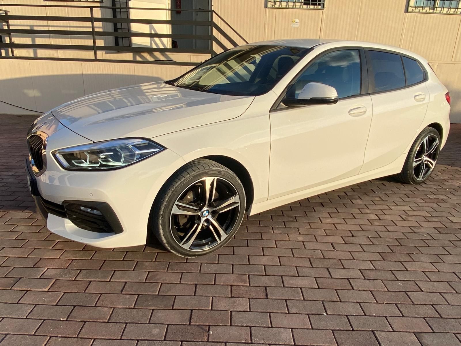 BMW SERIE 1 118d 