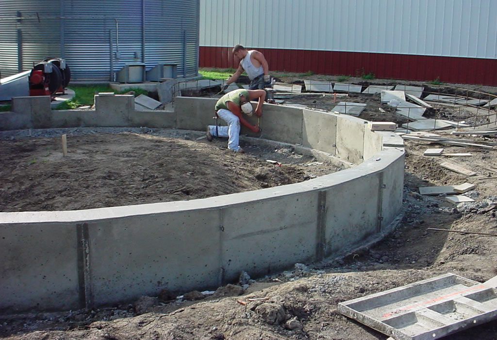 Agricultural Round Bin Construction — Moorhead, MN — Camrud Foss Concrete Const. Inc.