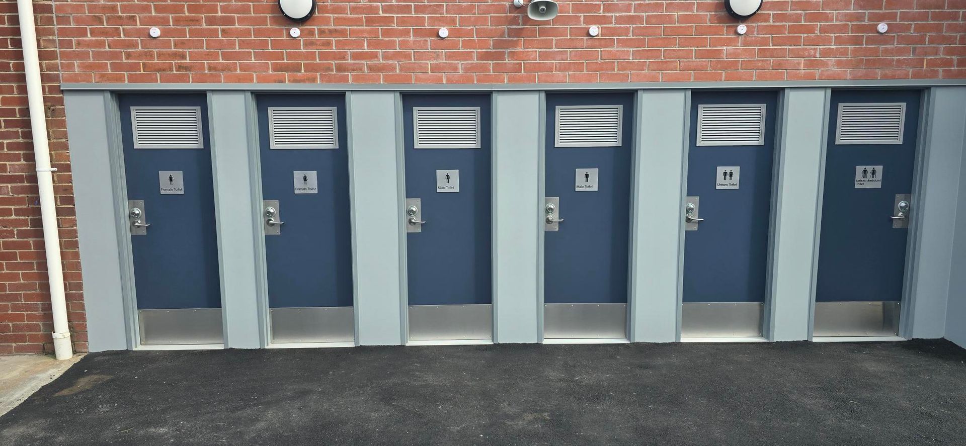 Row of Lockers — Derwent Park, TAS — Allen Built