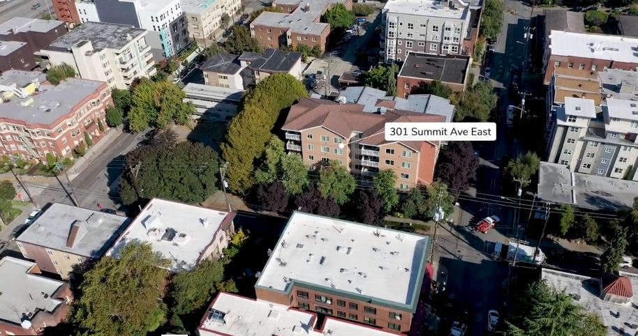 301 Summit apartments exterior